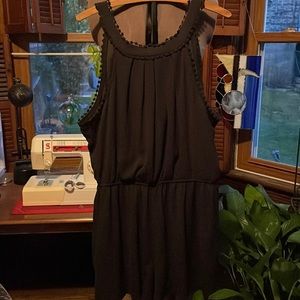 Tie neck  black romper